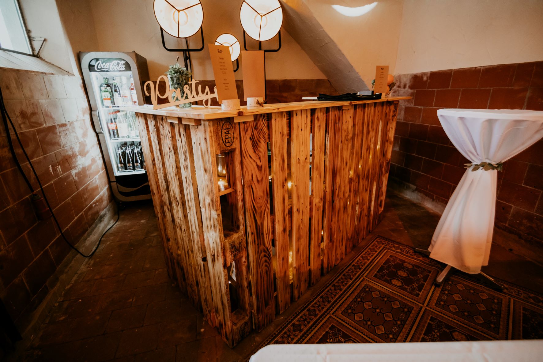 Vintage- Paletten Bar